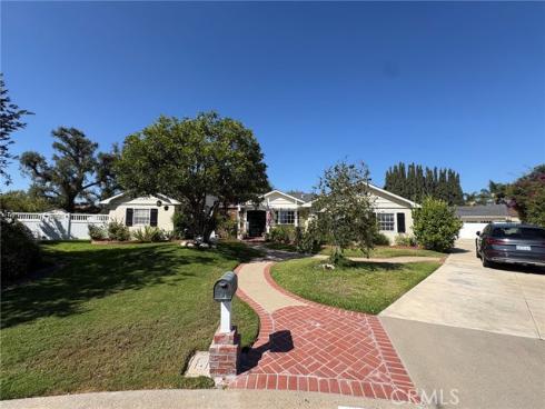 12128  Orvillina  , North Tustin, CA