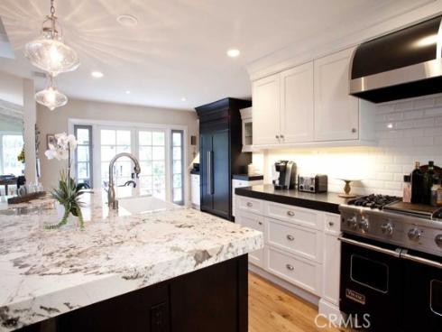 12128  Orvillina  , North Tustin, CA