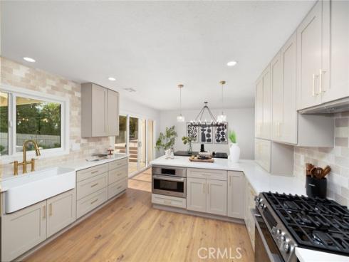 13081 Saint Thomas , North Tustin, CA