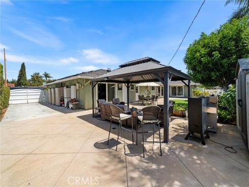18612 Newton Avenue, North Tustin, CA