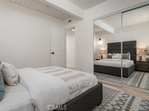 19322 Saylor Terrace, North Tustin, CA
