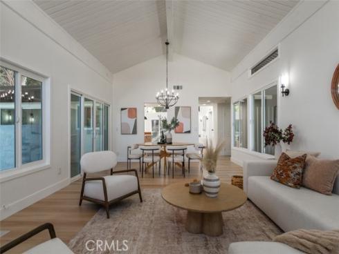 19322 Saylor Terrace, North Tustin, CA