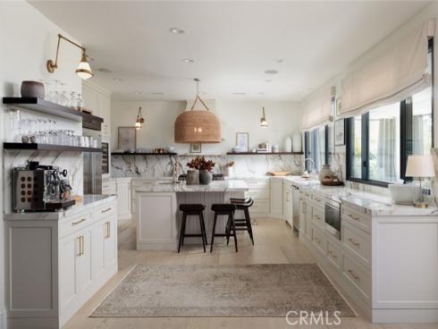 10491 Ridgeway Drive , North Tustin, CA