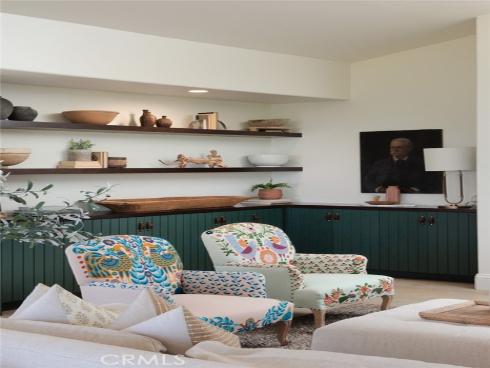 10491 Ridgeway Drive , North Tustin, CA