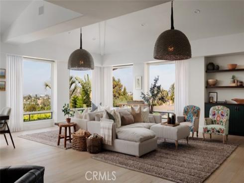 10491 Ridgeway Drive , North Tustin, CA