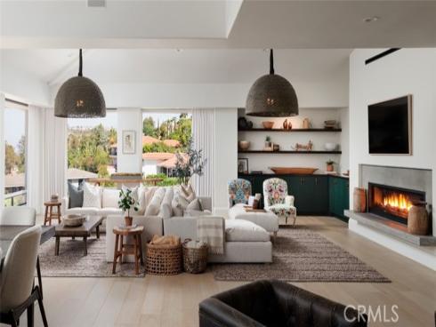 10491 Ridgeway Drive , North Tustin, CA