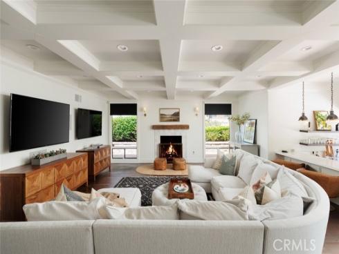10491 Ridgeway Drive , North Tustin, CA