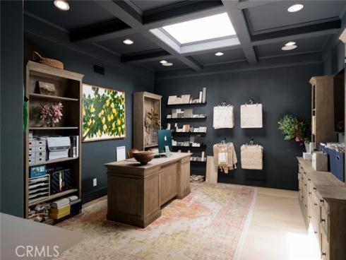 10491 Ridgeway Drive , North Tustin, CA