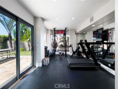 10491 Ridgeway Drive , North Tustin, CA