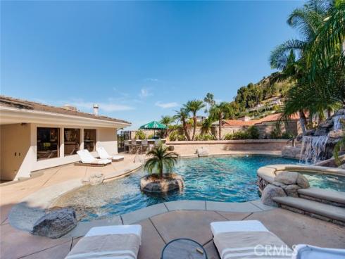 10491 Ridgeway Drive , North Tustin, CA