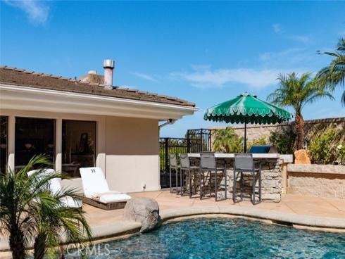 10491 Ridgeway Drive , North Tustin, CA