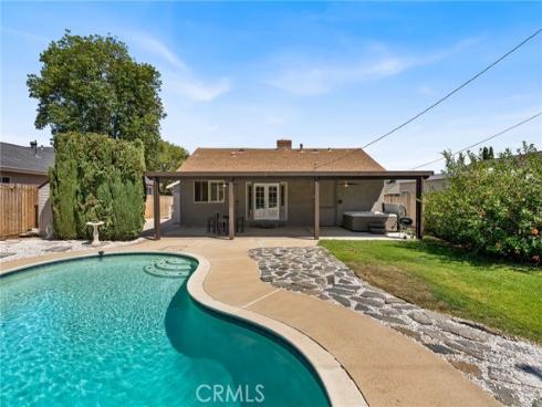 13051 Rosalind Drive, North Tustin, CA