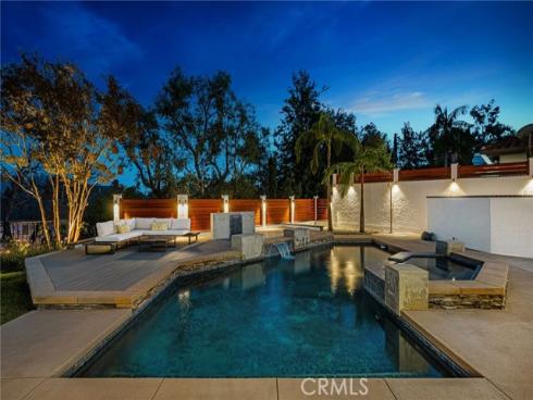 1086 Castlerock , North Tustin, CA