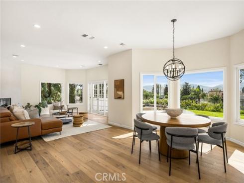 1086 Castlerock , North Tustin, CA