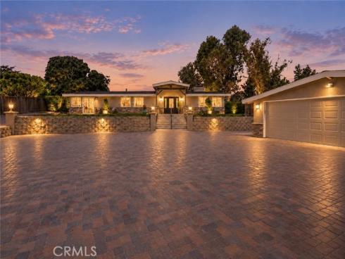 12756 Barrett Lane, North Tustin, CA