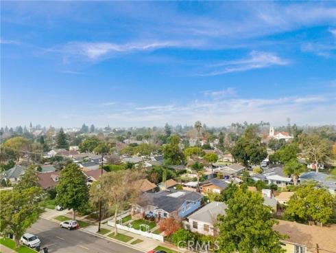 817 E Palmyra Avenue, Orange, CA