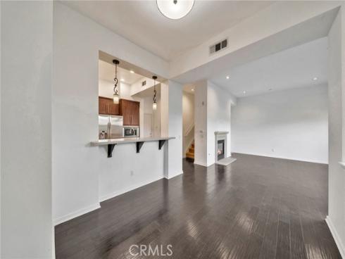 561 W Maple   Avenue, Orange, CA