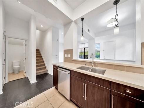 561 W Maple   Avenue, Orange, CA