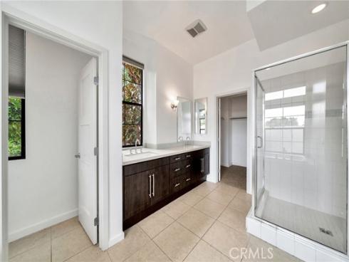 561 W Maple   Avenue, Orange, CA