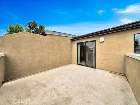 561 W Maple   Avenue, Orange, CA