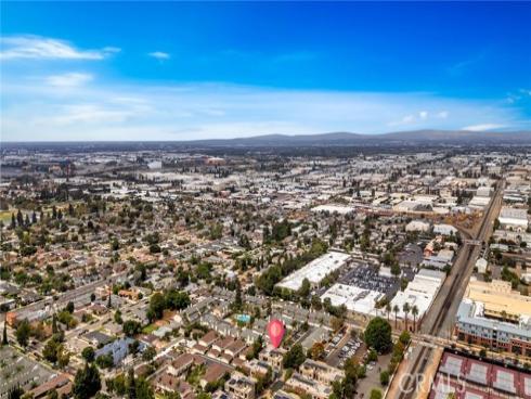 561 W Maple   Avenue, Orange, CA
