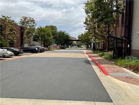 563 W Maple Avenue, Orange, CA