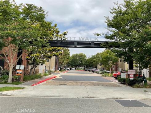 563 W Maple Avenue, Orange, CA