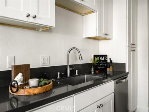 700 W La Veta I11 Avenue, Orange, CA