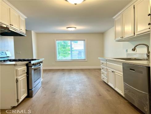 700 W. La Veta #a4 , Orange, CA