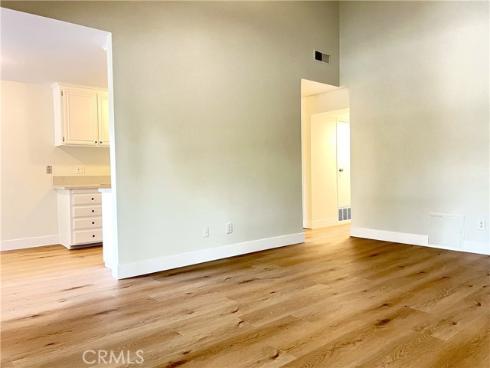 700 W. La Veta #a4 , Orange, CA