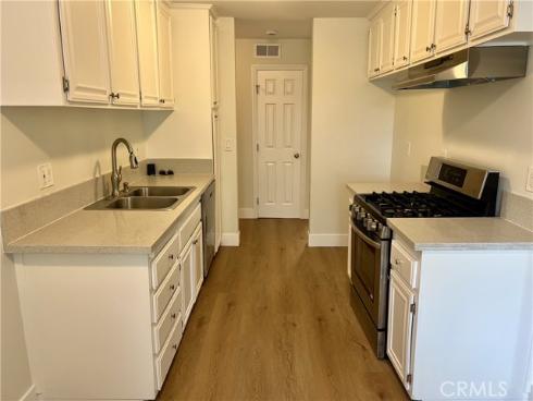 700 W. La Veta #a4 , Orange, CA