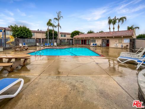 700 W La Veta H7 Avenue, Orange, CA