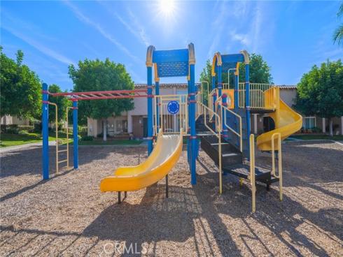 700 W La Veta  P15  Avenue, Orange, CA