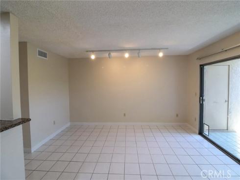 700 W La Veta P15 Avenue, Orange, CA