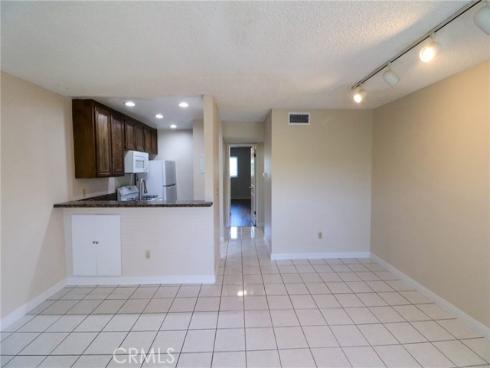 700 W La Veta P15 Avenue, Orange, CA