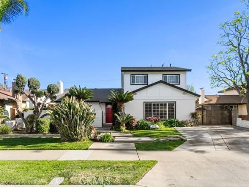 1524 E Riverview Avenue, Orange, CA