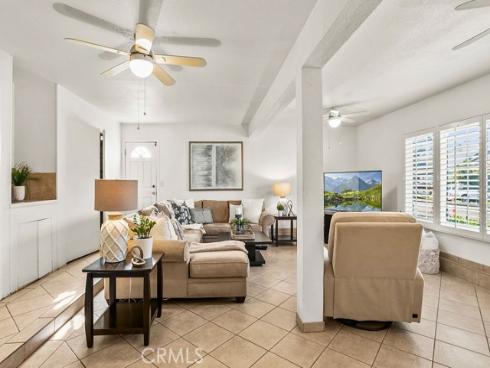 1524 E Riverview Avenue, Orange, CA