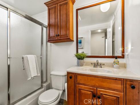 1524 E Riverview Avenue, Orange, CA