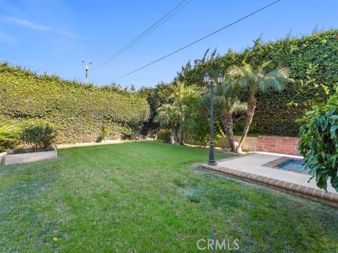 1524 E Riverview Avenue, Orange, CA