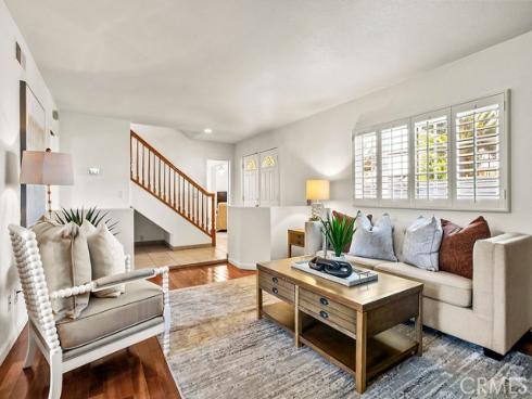 1524 E Riverview Avenue, Orange, CA