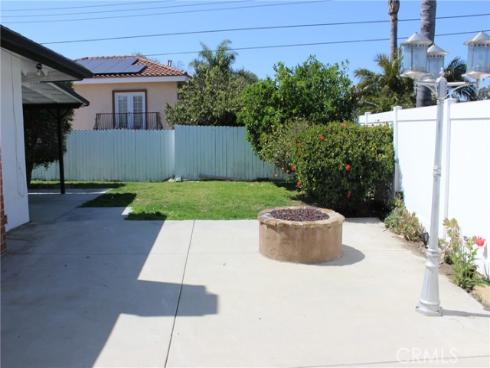 2076 N. Diamond St. , Orange, CA