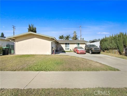 2425 W Palm Avenue, Orange, CA