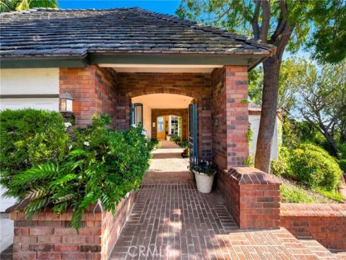 5502 E Crest De Ville Avenue, Orange, CA