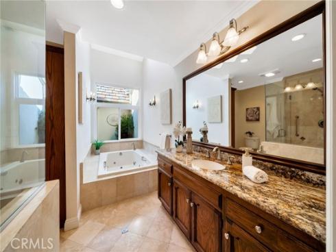 5502 E Crest De Ville Avenue, Orange, CA