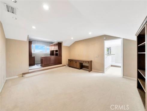 5502 E Crest De Ville Avenue, Orange, CA