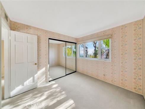 5502 E Crest De Ville Avenue, Orange, CA