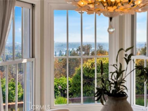 5502 E Crest De Ville Avenue, Orange, CA