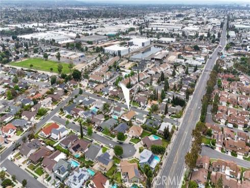 805 W Brentwood Avenue, Orange, CA