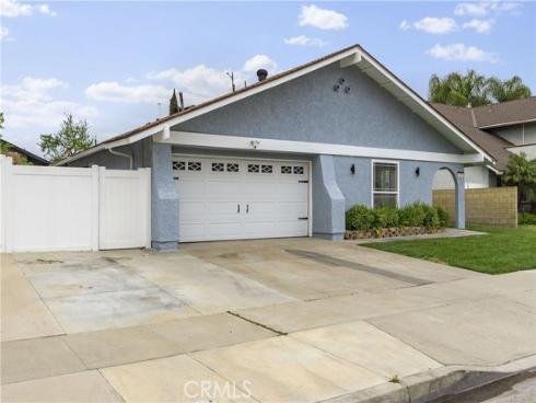 805 W Brentwood Avenue, Orange, CA
