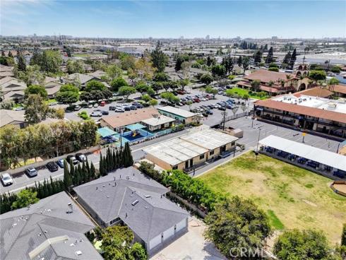 402 E Glendale   Drive, Orange, CA